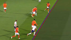 【足球知識】什麼是越位(offside)？如何解釋給不懂世界盃足球的女朋友聽 | T9娛樂城